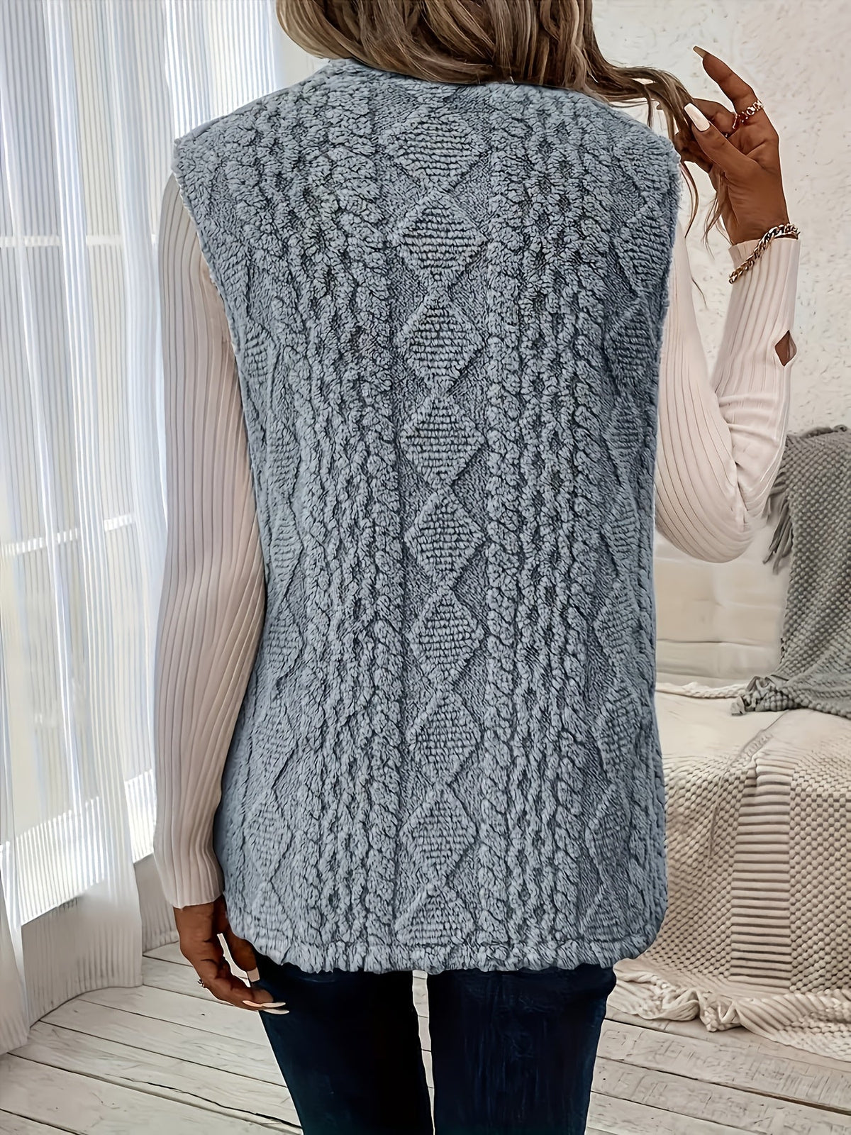 SKU_1787729144061_1676, SKU_1787729144061_270, SKU_1787729144061_290, SKU_1787729144061_113, SKU_1787729144061_352, SKU_1787729144061_8865